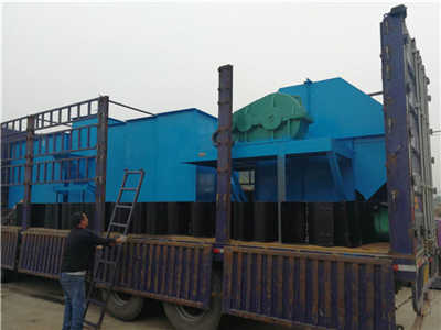 ����C����